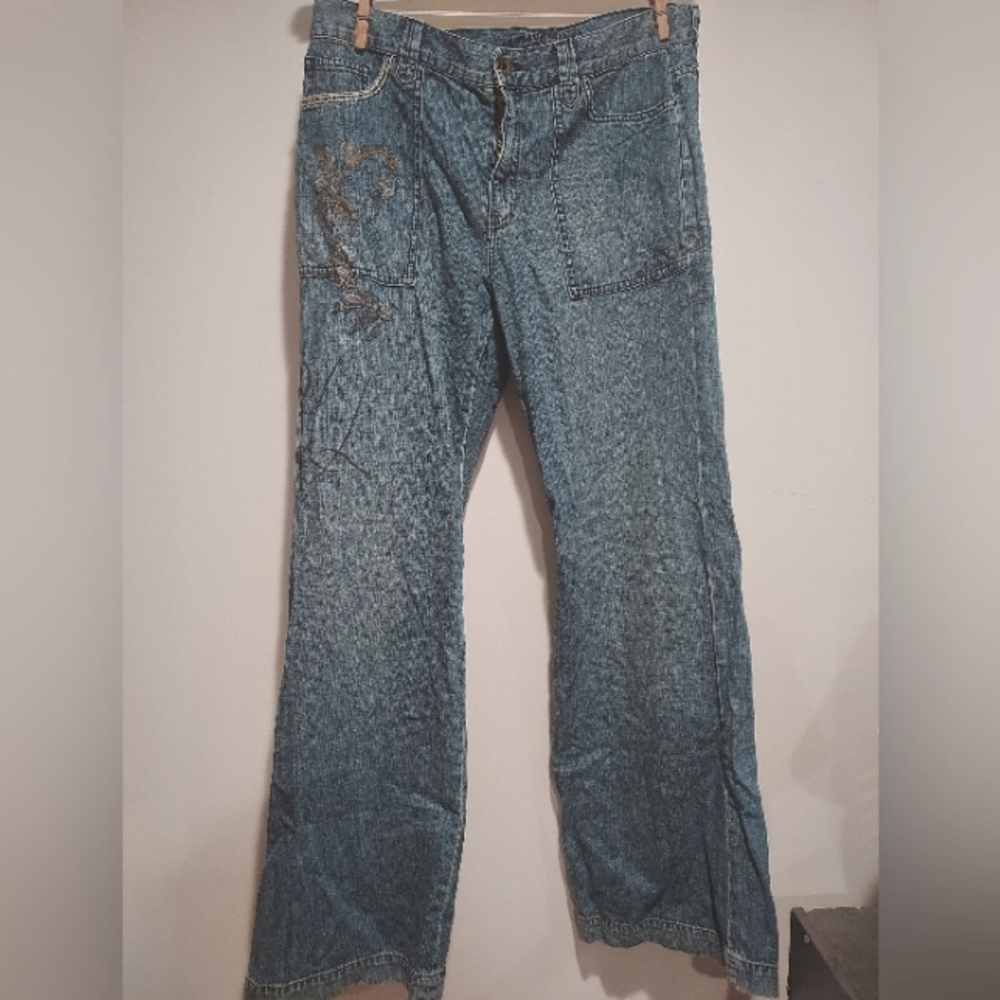 Blue Jeans With Pattern